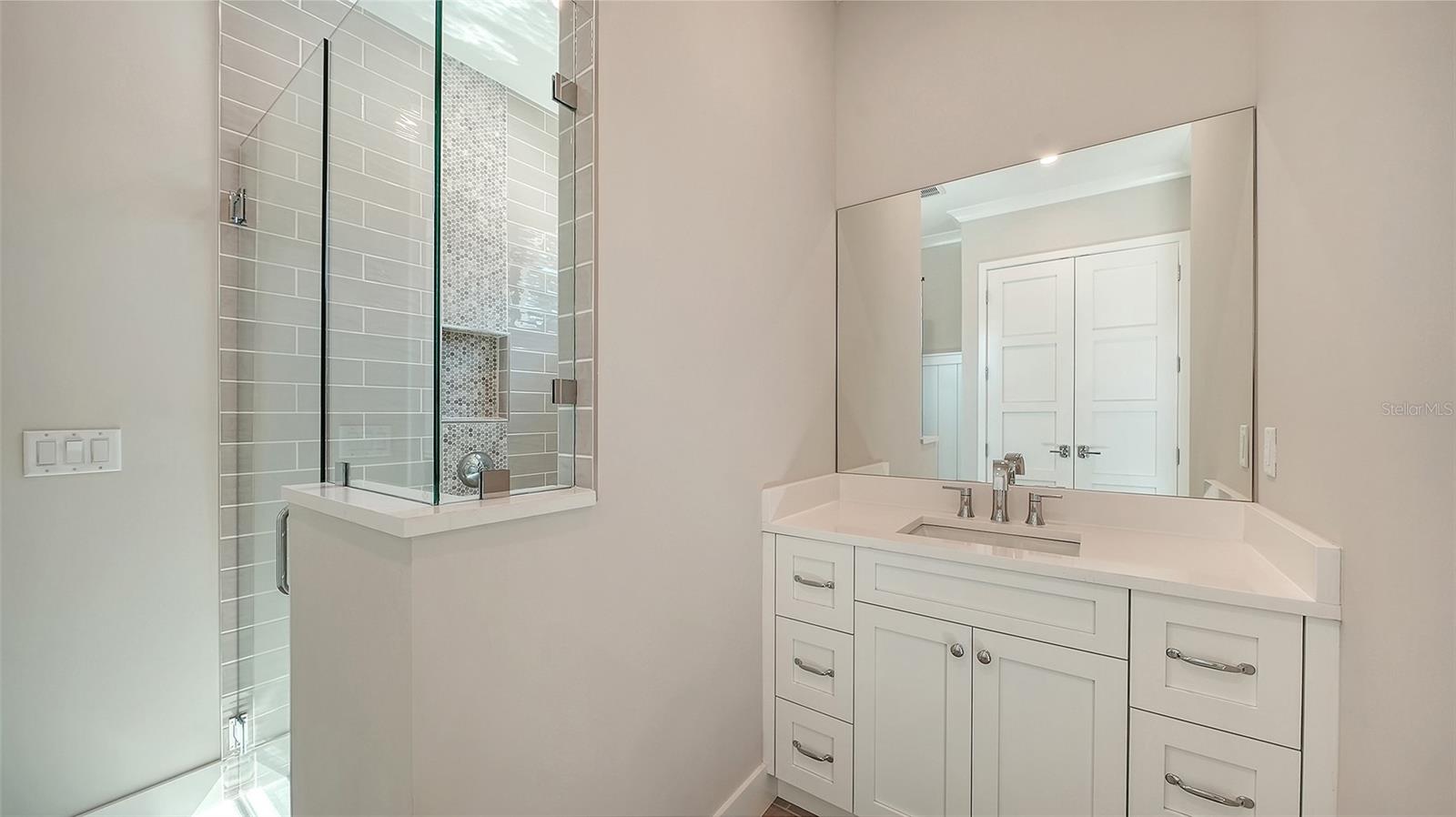 A4676686 Property Photo