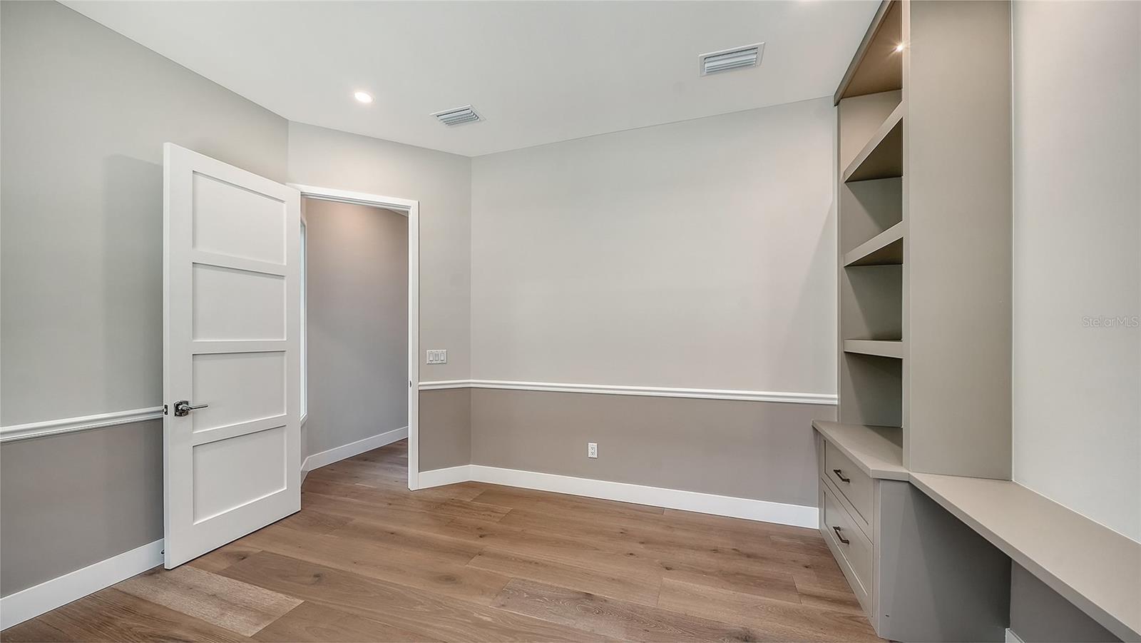 A4676686 Property Photo