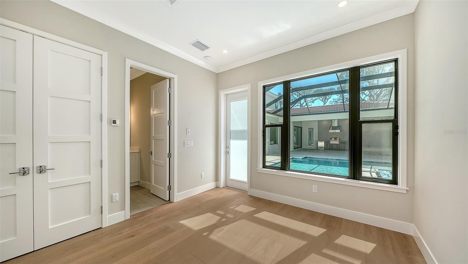 A4676686 Property Photo