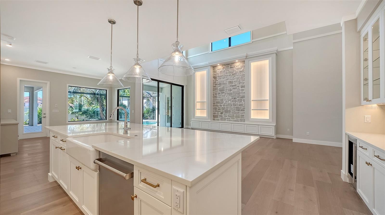 A4676686 Property Photo