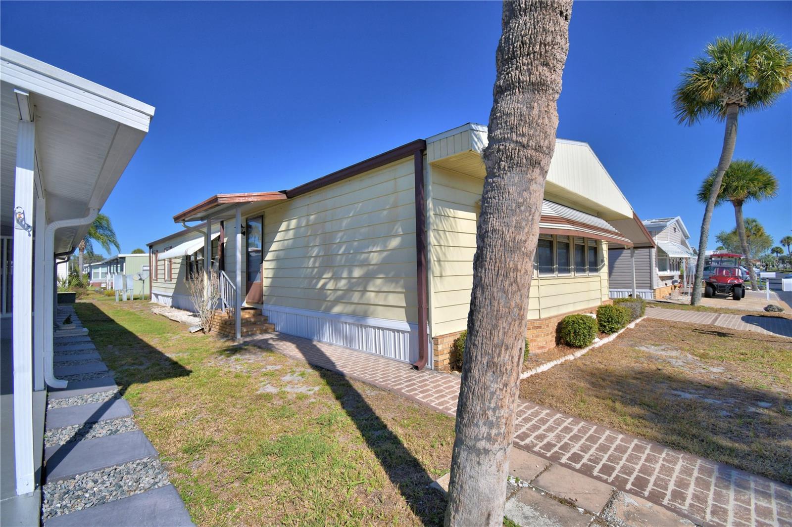 P4937395 Property Photo