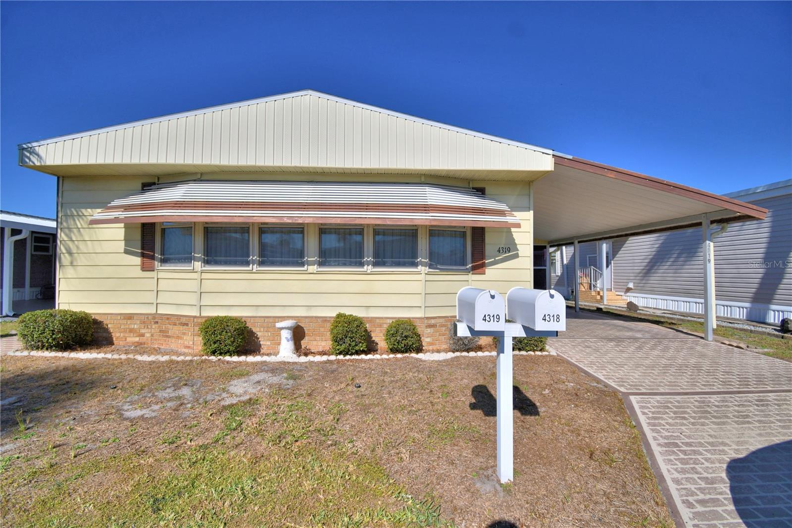 P4937395 Property Photo