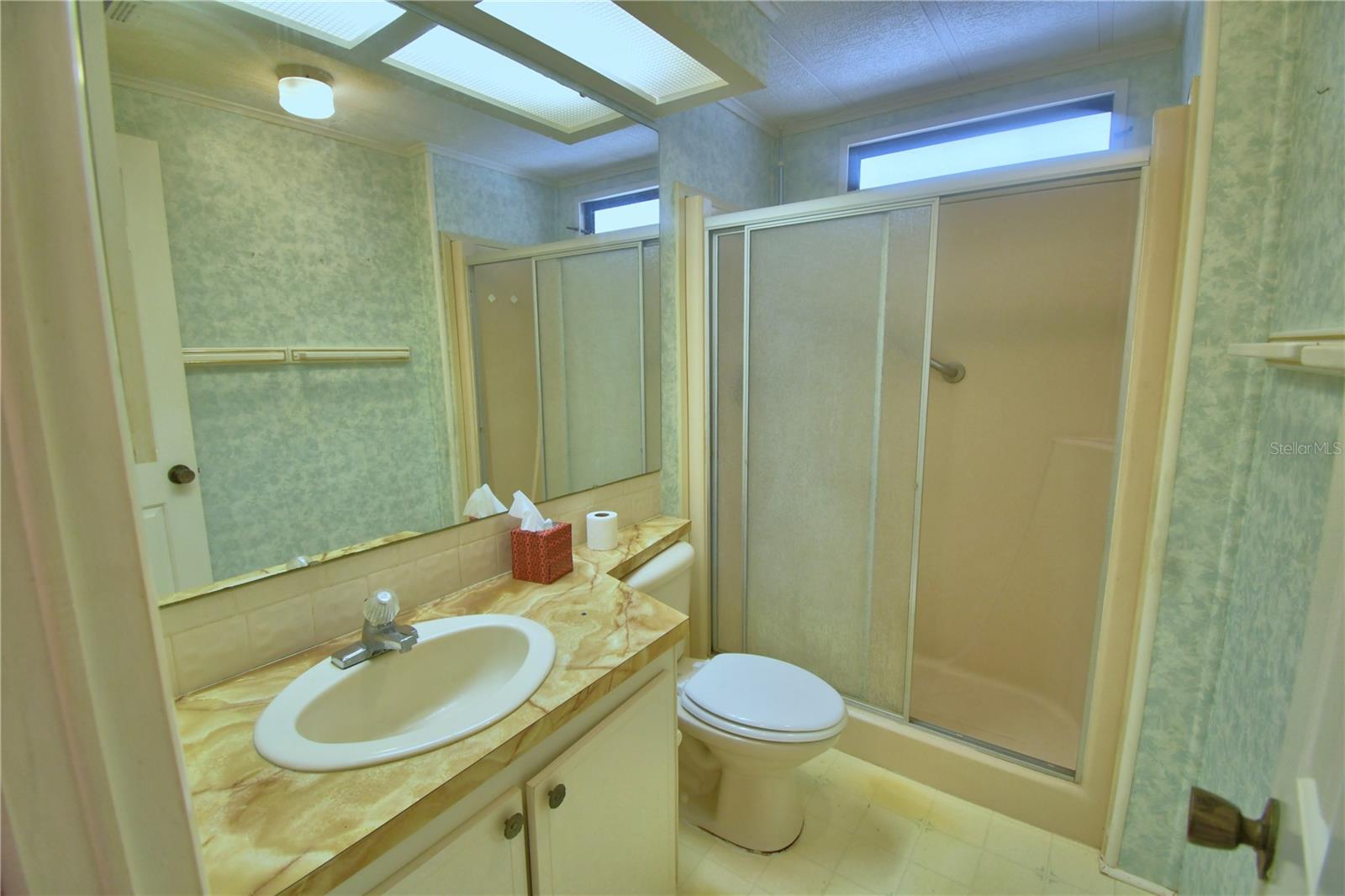 P4937395 Property Photo