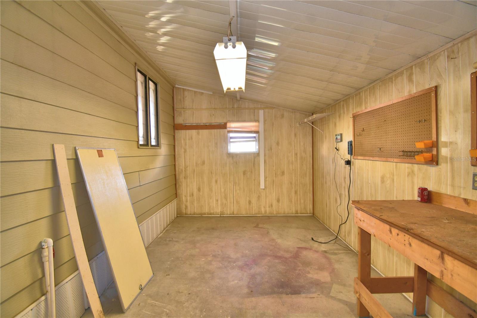 P4937395 Property Photo