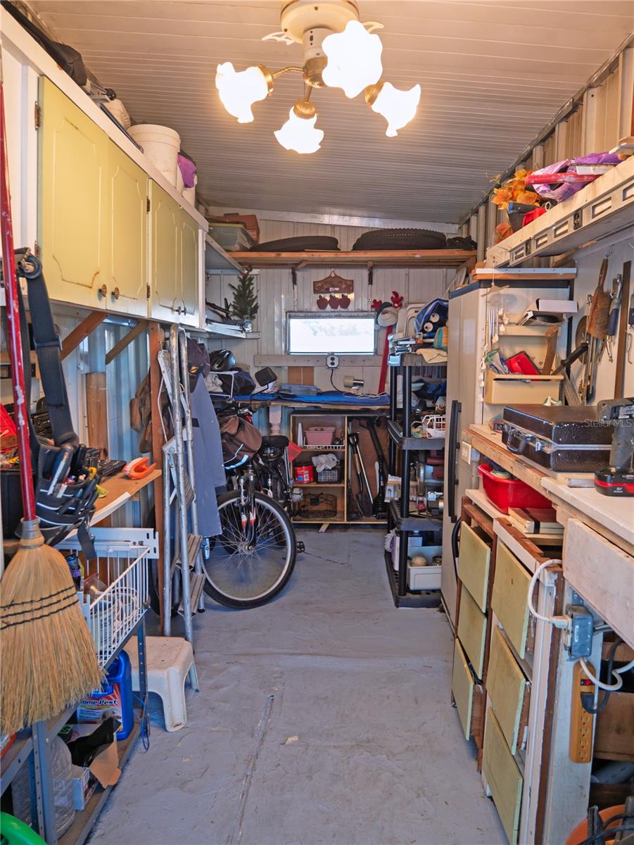 TB8460323 Property Photo