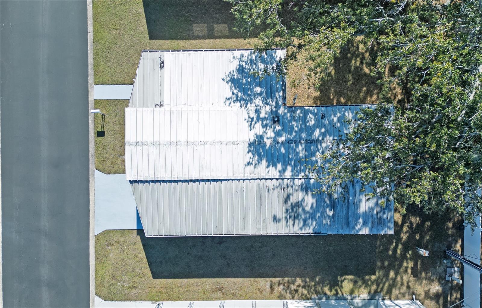 TB8460323 Property Photo