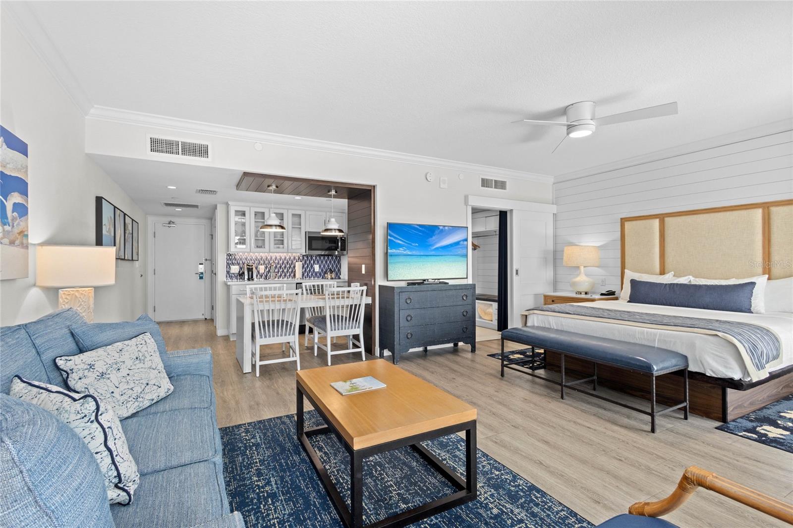 250 SANDS POINT RD #5106, LONGBOAT KEY, FL, 34228
