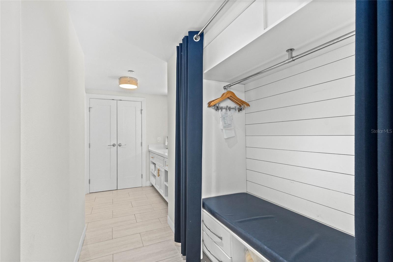 250 SANDS POINT RD #5106, LONGBOAT KEY, FL, 34228