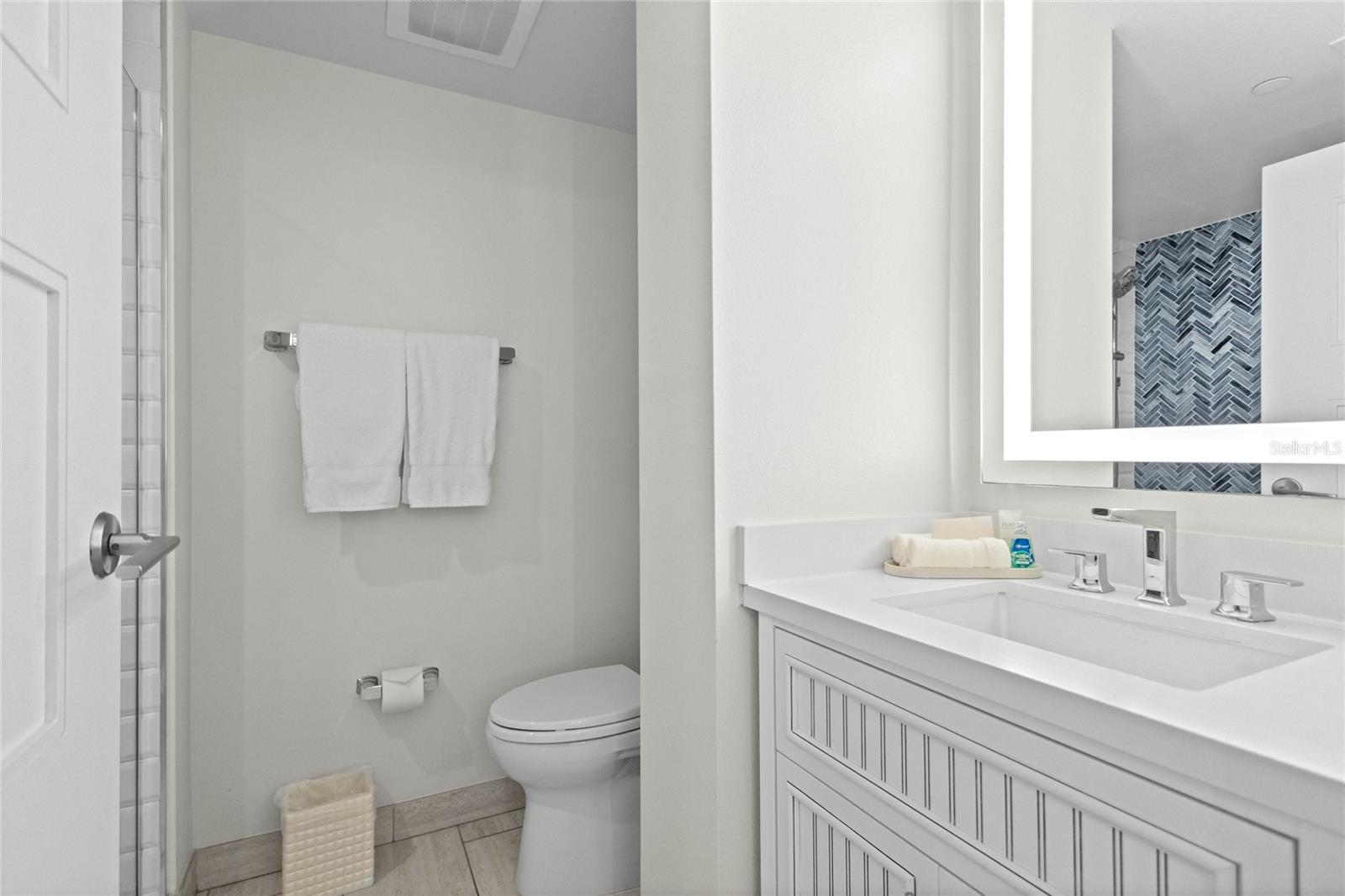 250 SANDS POINT RD #5106, LONGBOAT KEY, FL, 34228