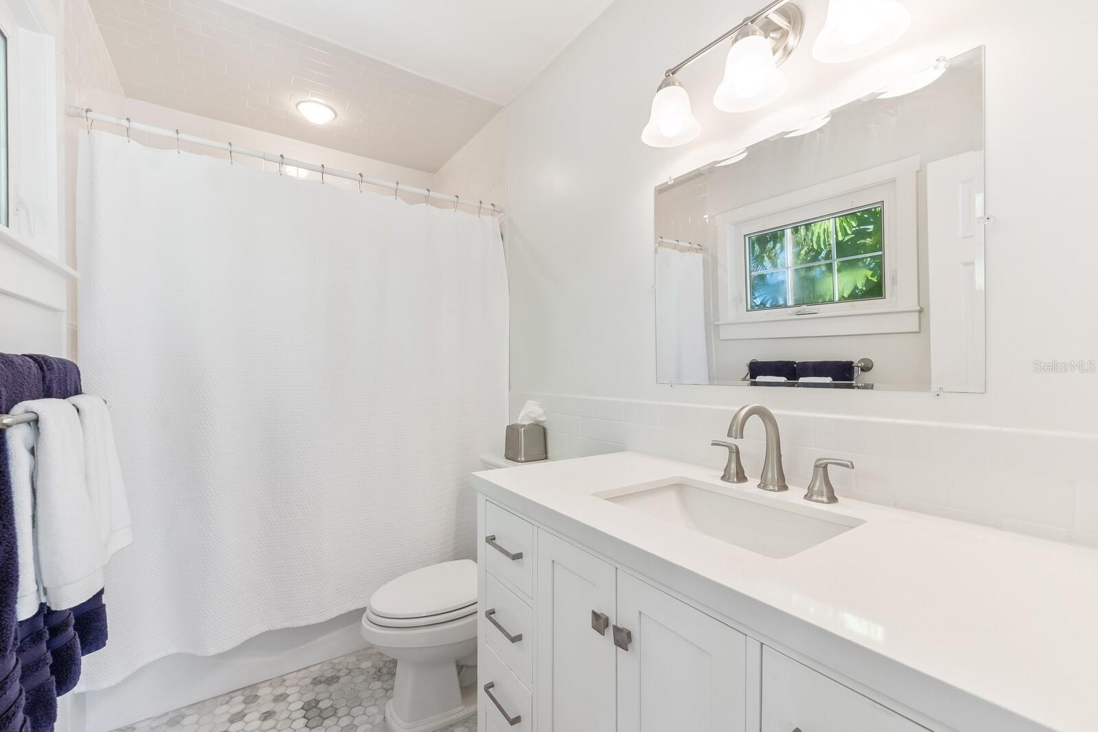 D6145389 Property Photo