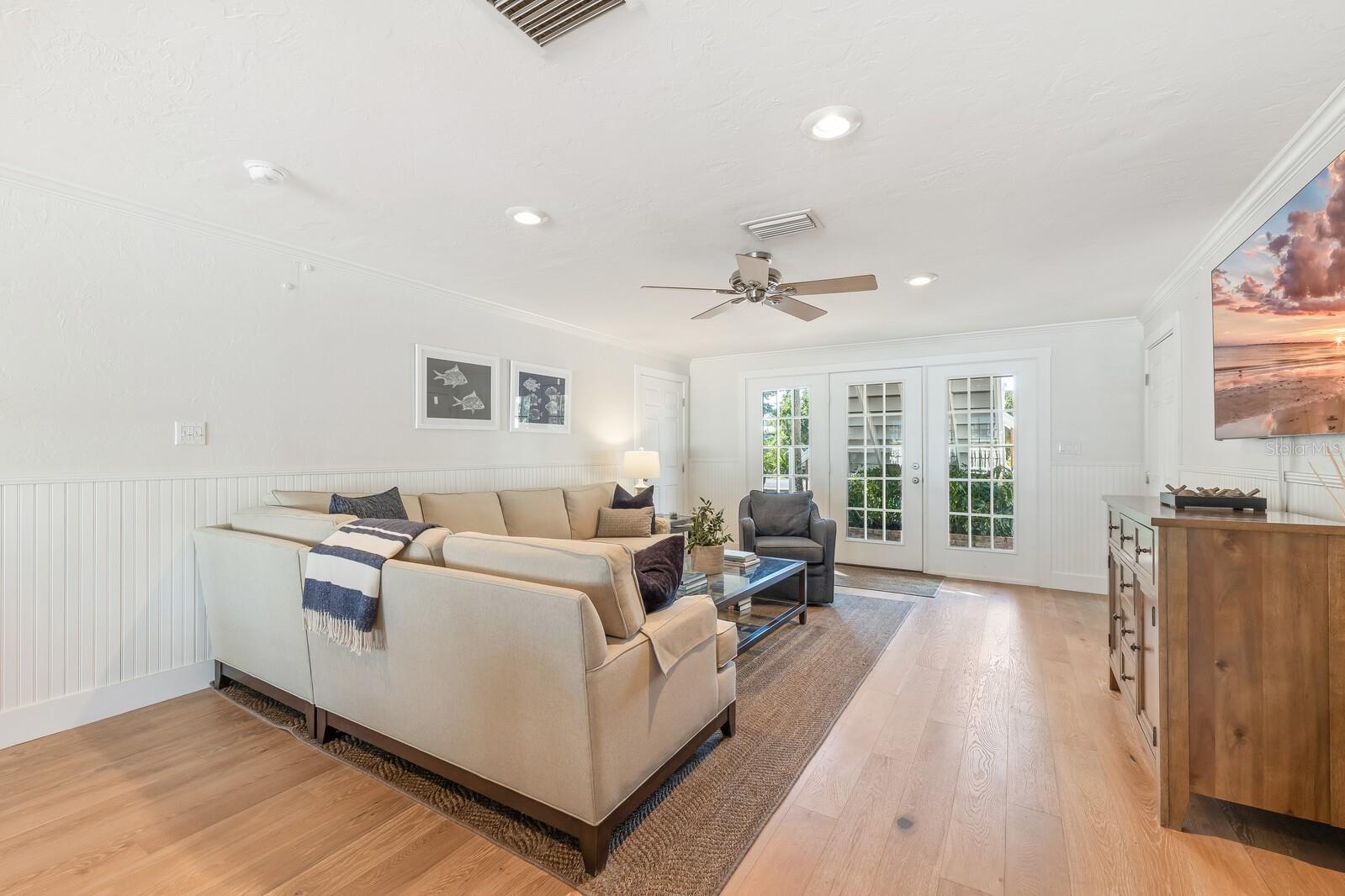 D6145389 Property Photo