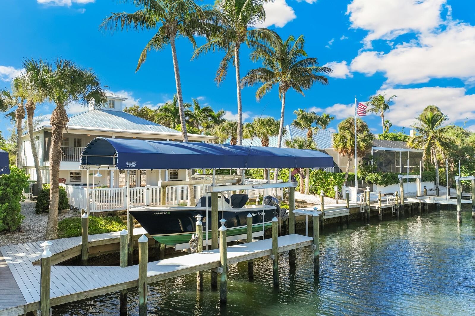 D6145389 Property Photo