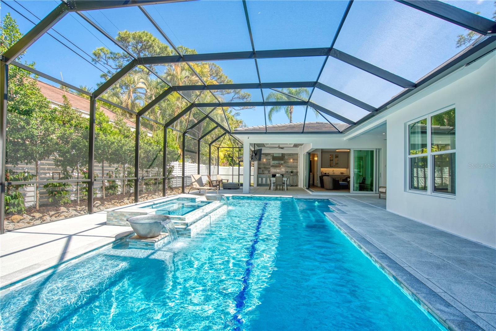 A4676707 Property Photo