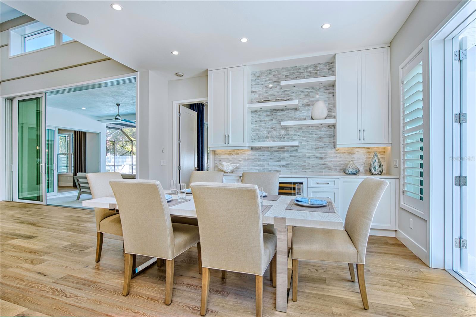 A4676707 Property Photo