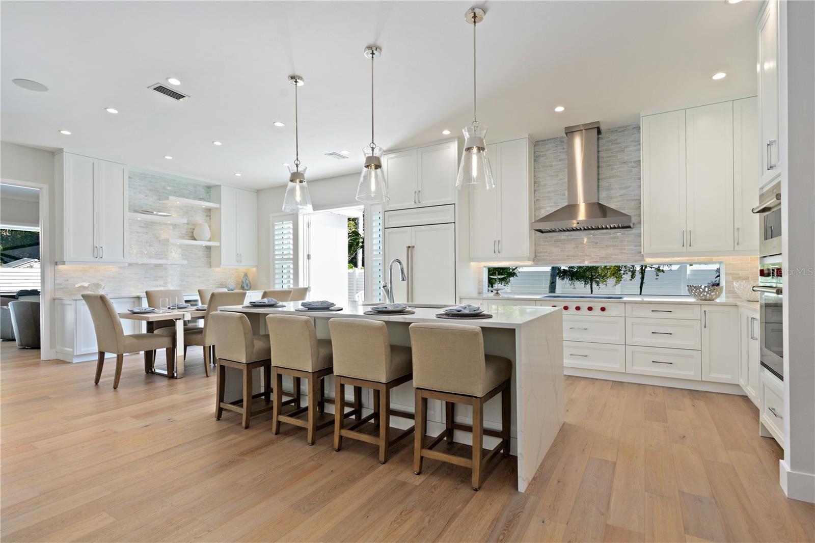 A4676707 Property Photo