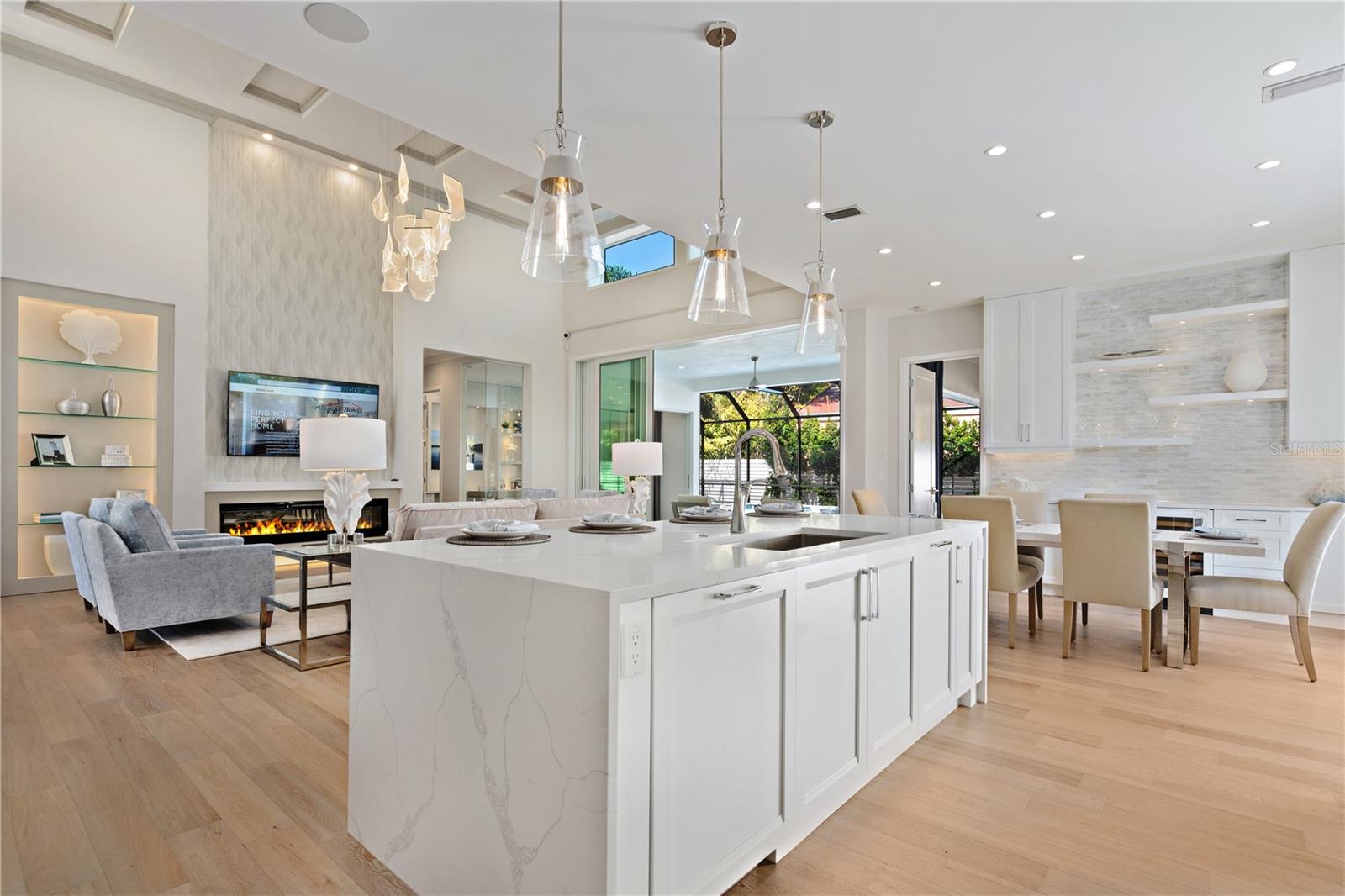 A4676707 Property Photo