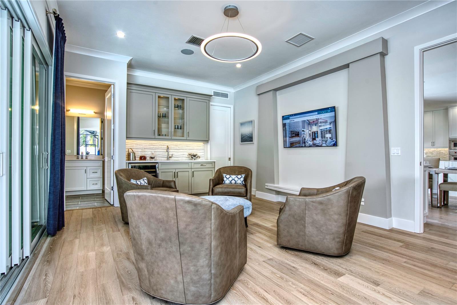 A4676707 Property Photo