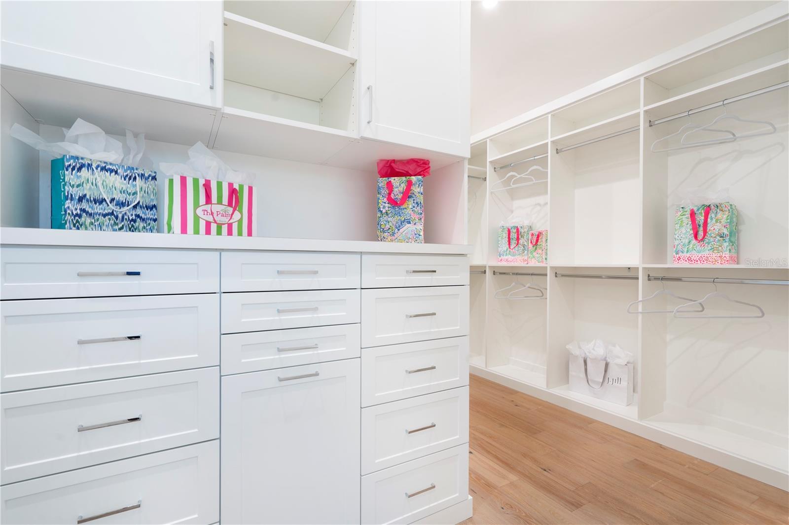 A4676707 Property Photo