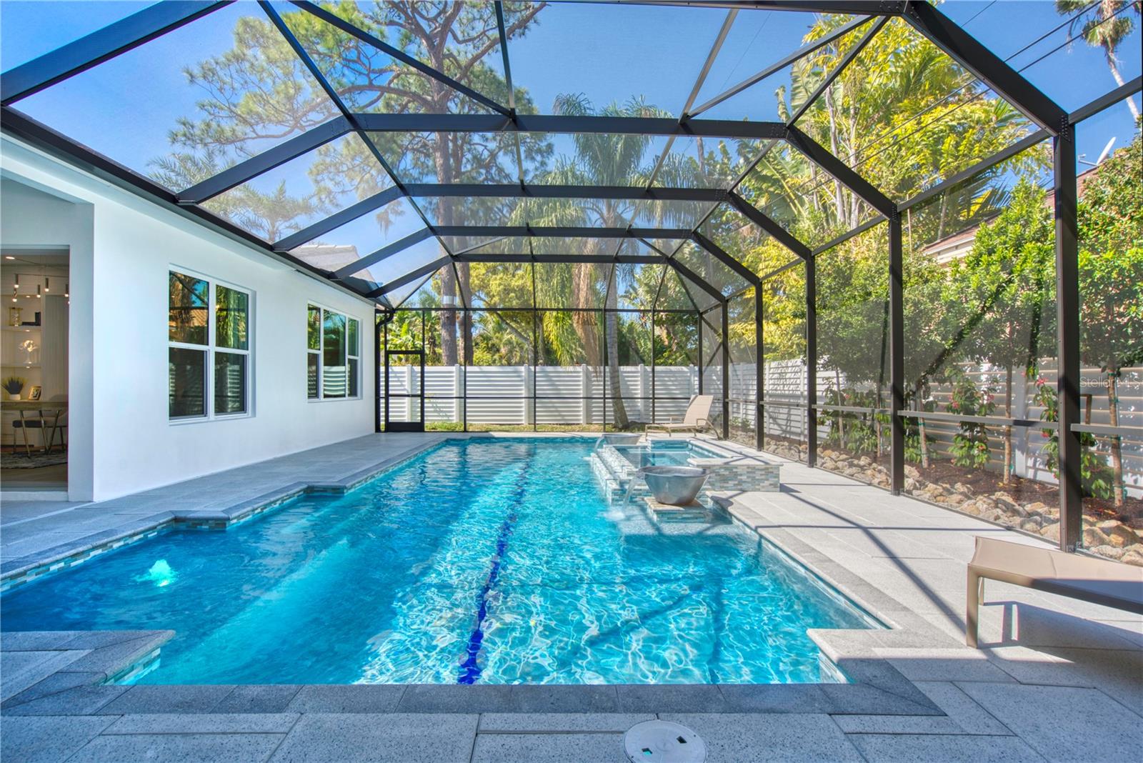 A4676707 Property Photo