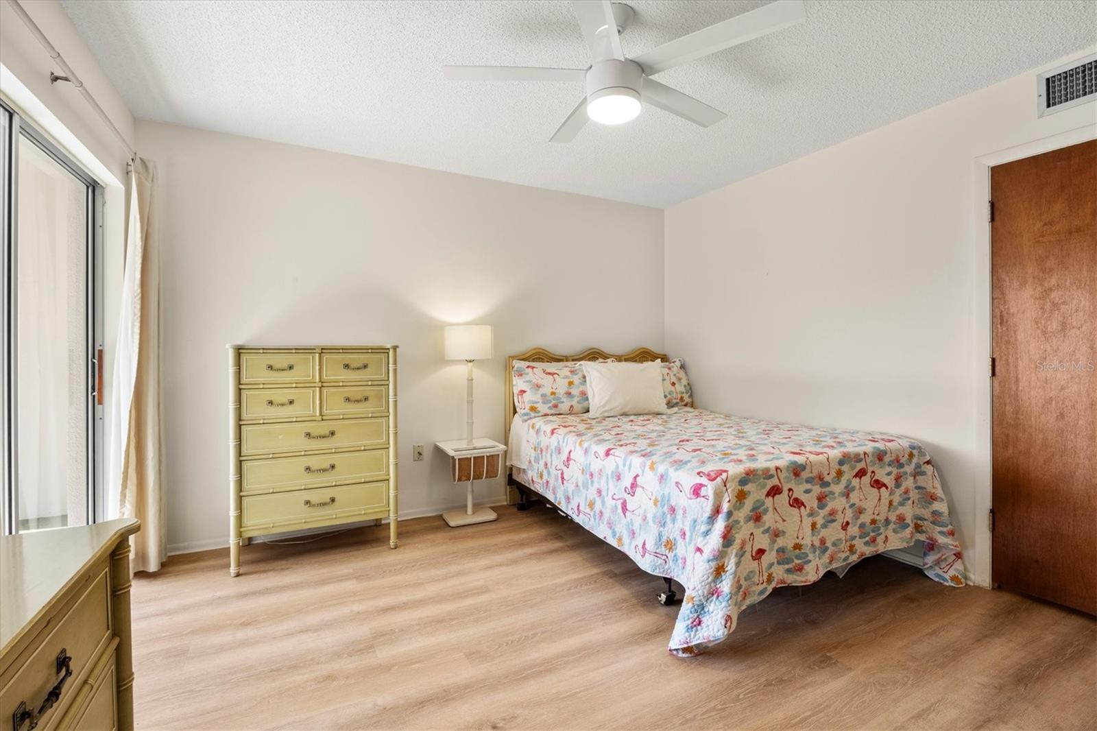 D6145390 Property Photo