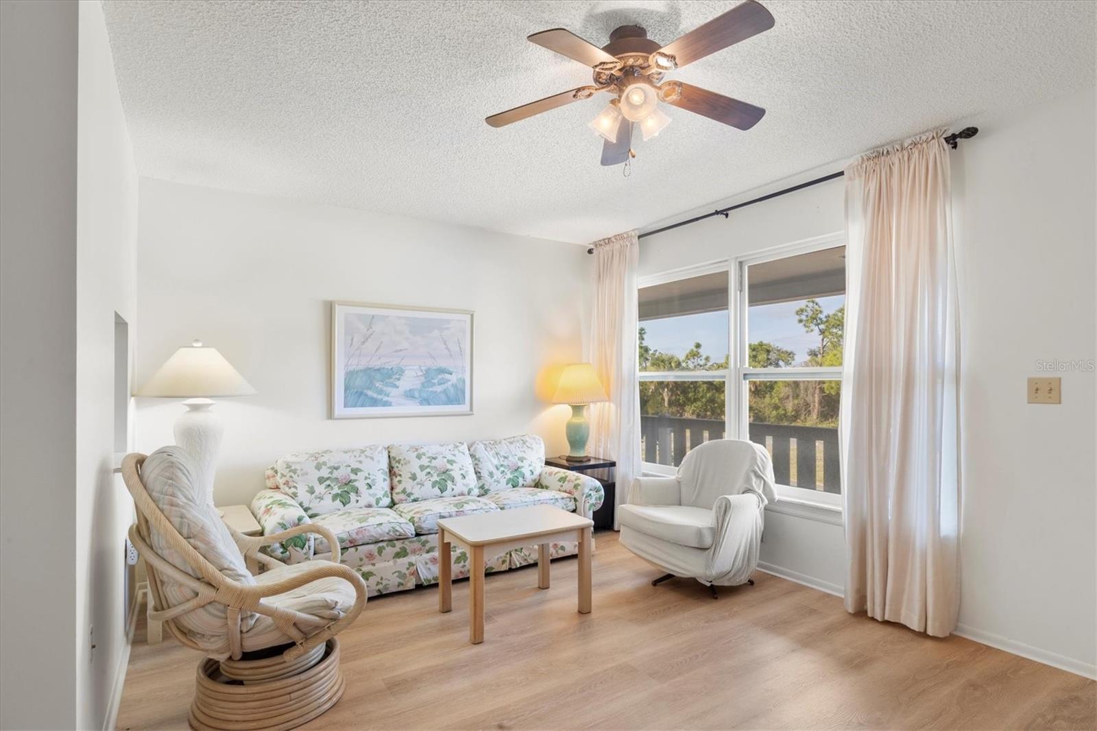 D6145390 Property Photo