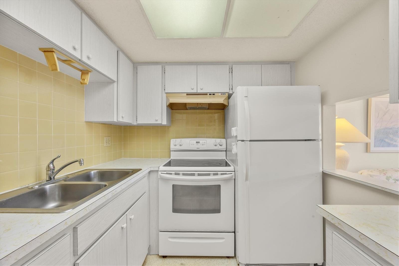 D6145390 Property Photo