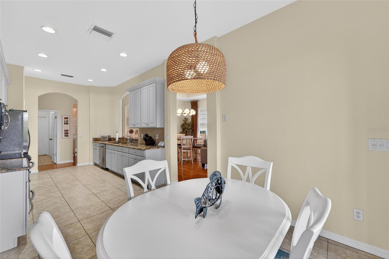 1032 REGAL MANOR WAY, SUN CITY CENTER, FL, 33573