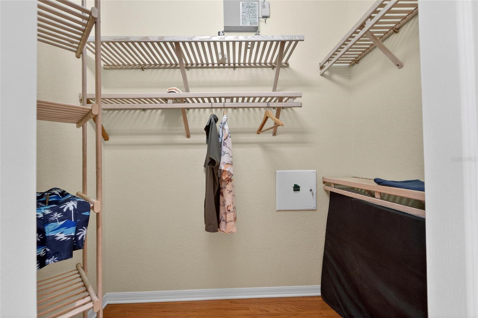 1032 REGAL MANOR WAY, SUN CITY CENTER, FL, 33573
