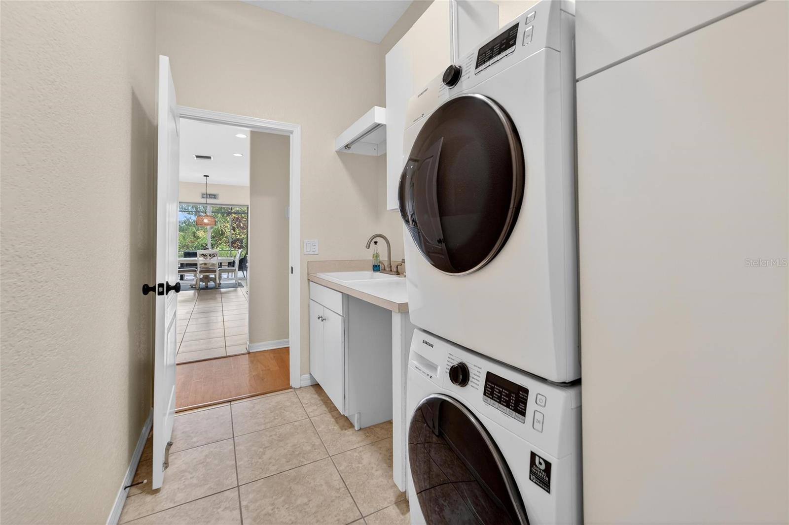 1032 REGAL MANOR WAY, SUN CITY CENTER, FL, 33573