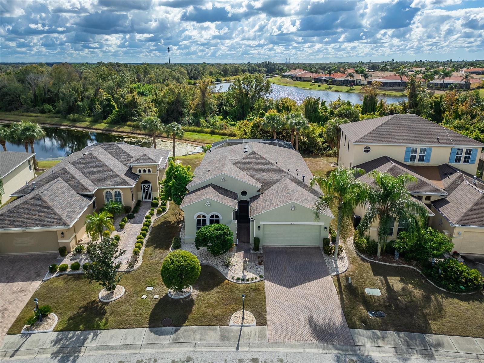 1032 REGAL MANOR WAY, SUN CITY CENTER, FL, 33573