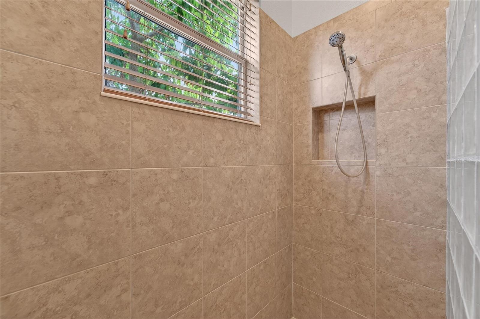 1032 REGAL MANOR WAY, SUN CITY CENTER, FL, 33573