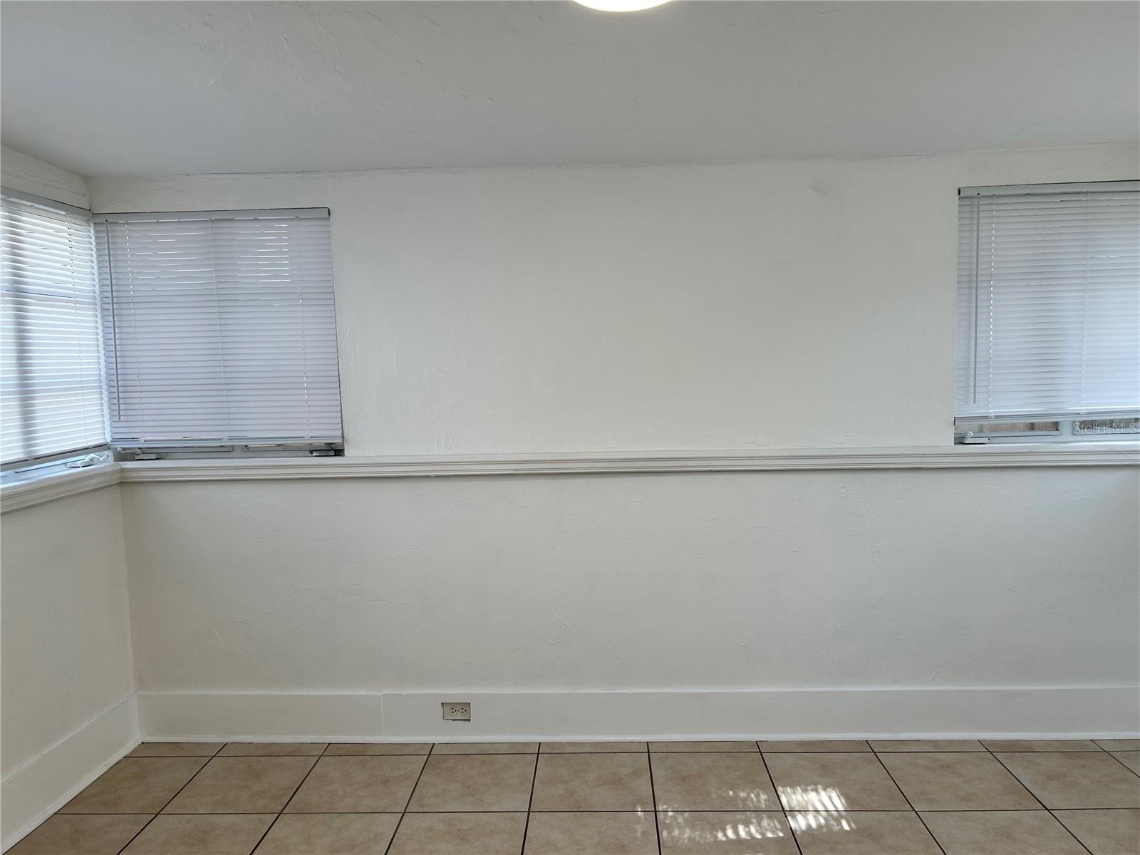 TB8460371 Property Photo