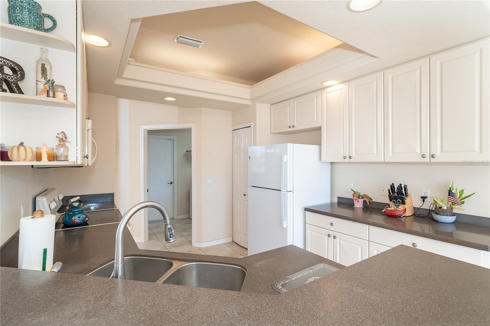 521 GROVE AVE NW, PORT CHARLOTTE, FL, 33952