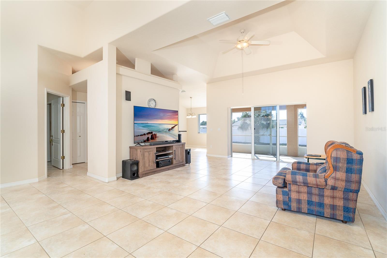 521 GROVE AVE NW, PORT CHARLOTTE, FL, 33952