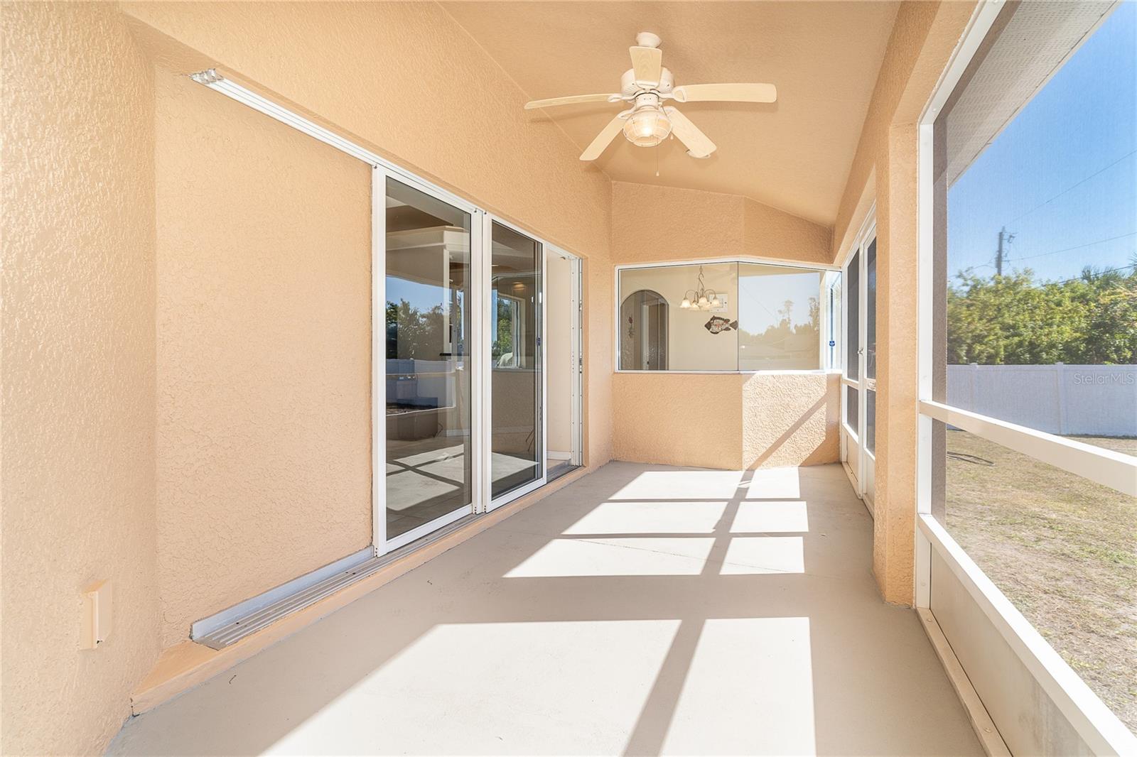 521 GROVE AVE NW, PORT CHARLOTTE, FL, 33952