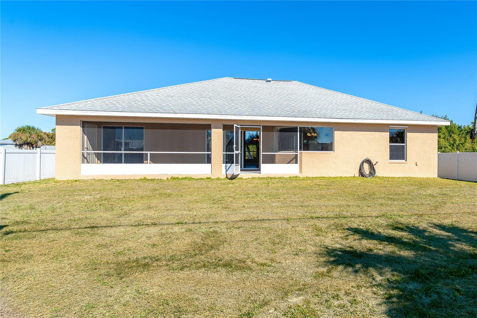 521 GROVE AVE NW, PORT CHARLOTTE, FL, 33952