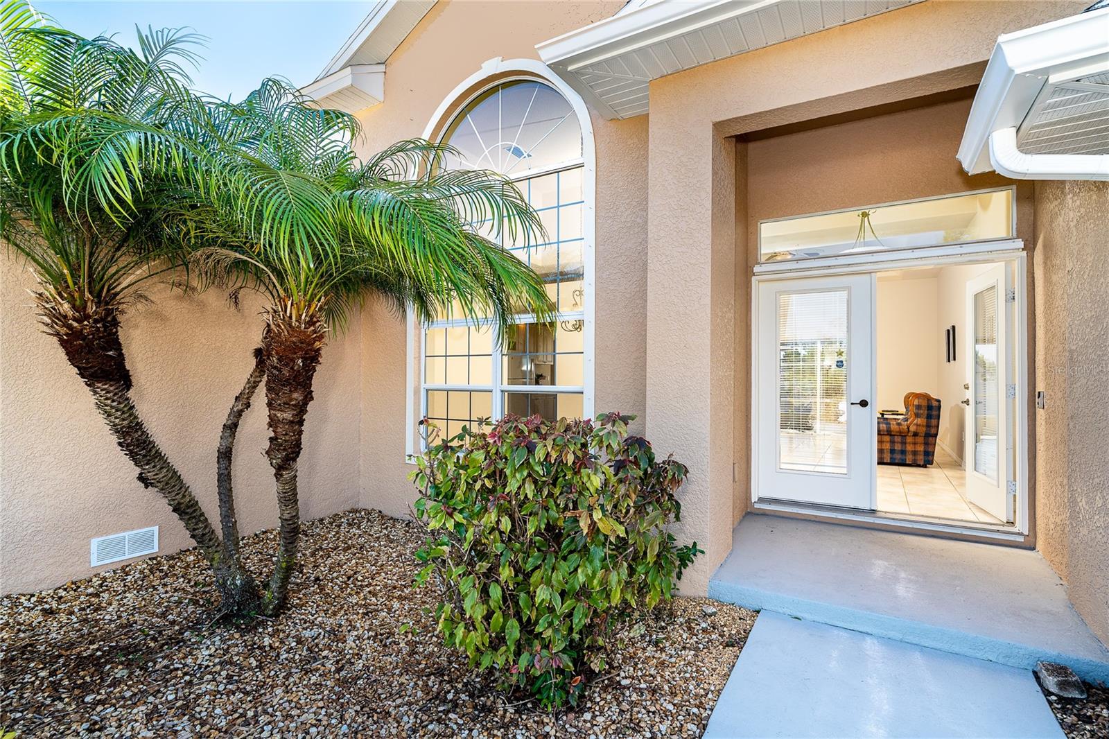 521 GROVE AVE NW, PORT CHARLOTTE, FL, 33952