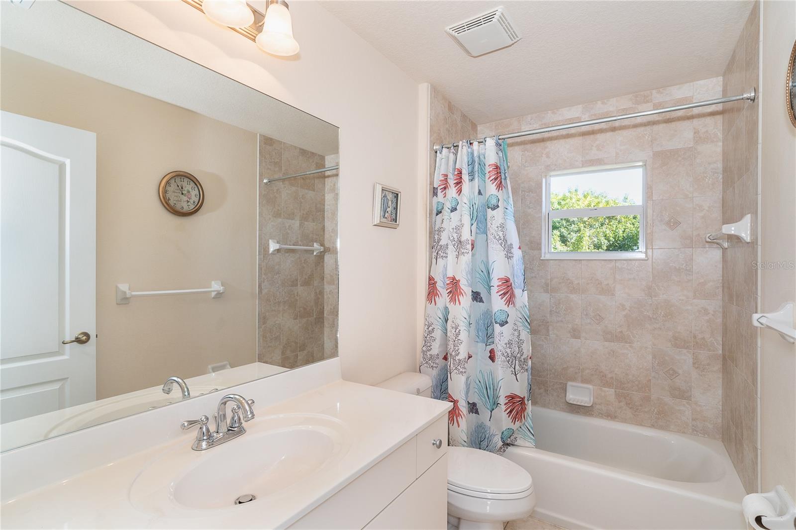 521 GROVE AVE NW, PORT CHARLOTTE, FL, 33952