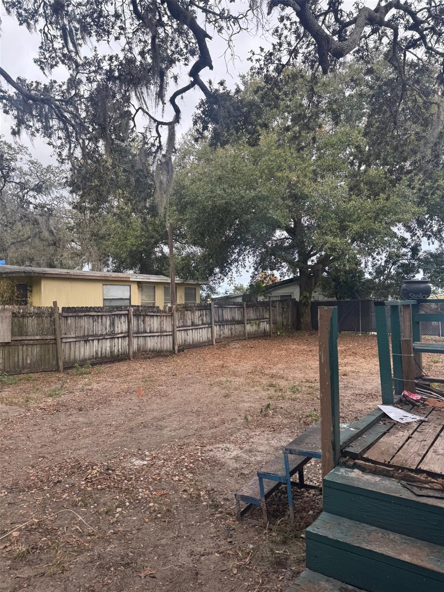 W7881745 Property Photo