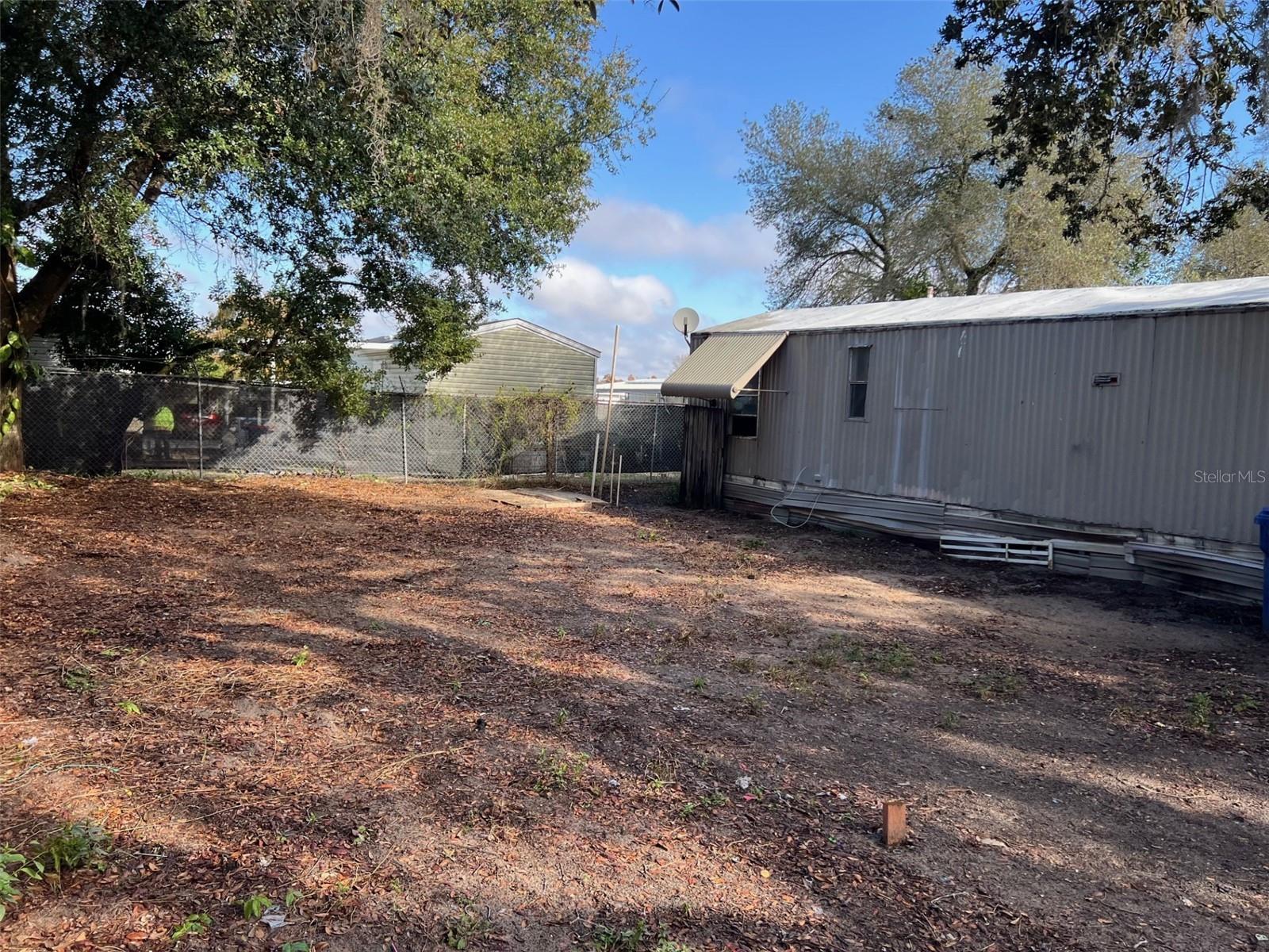 W7881745 Property Photo