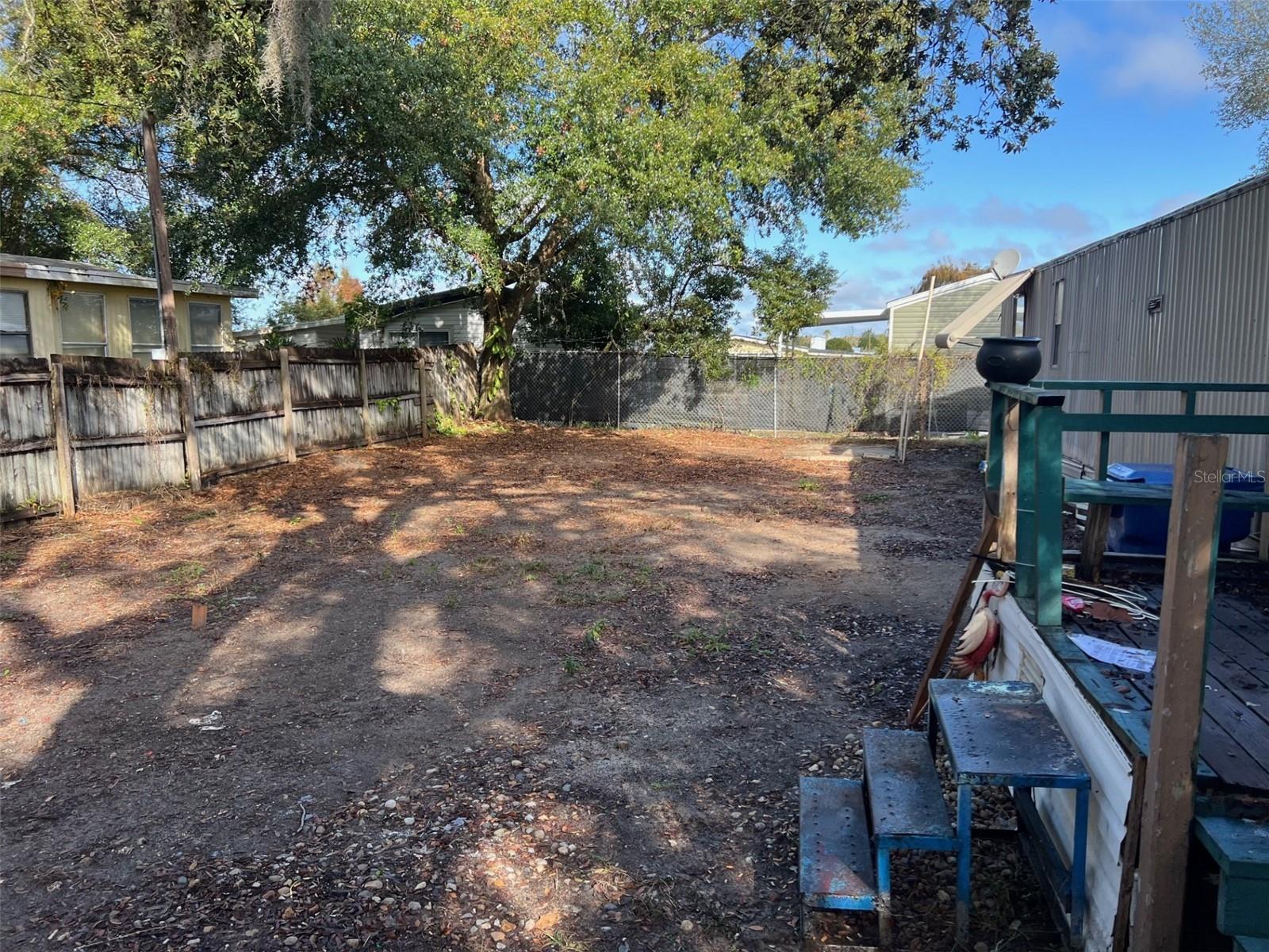 W7881745 Property Photo