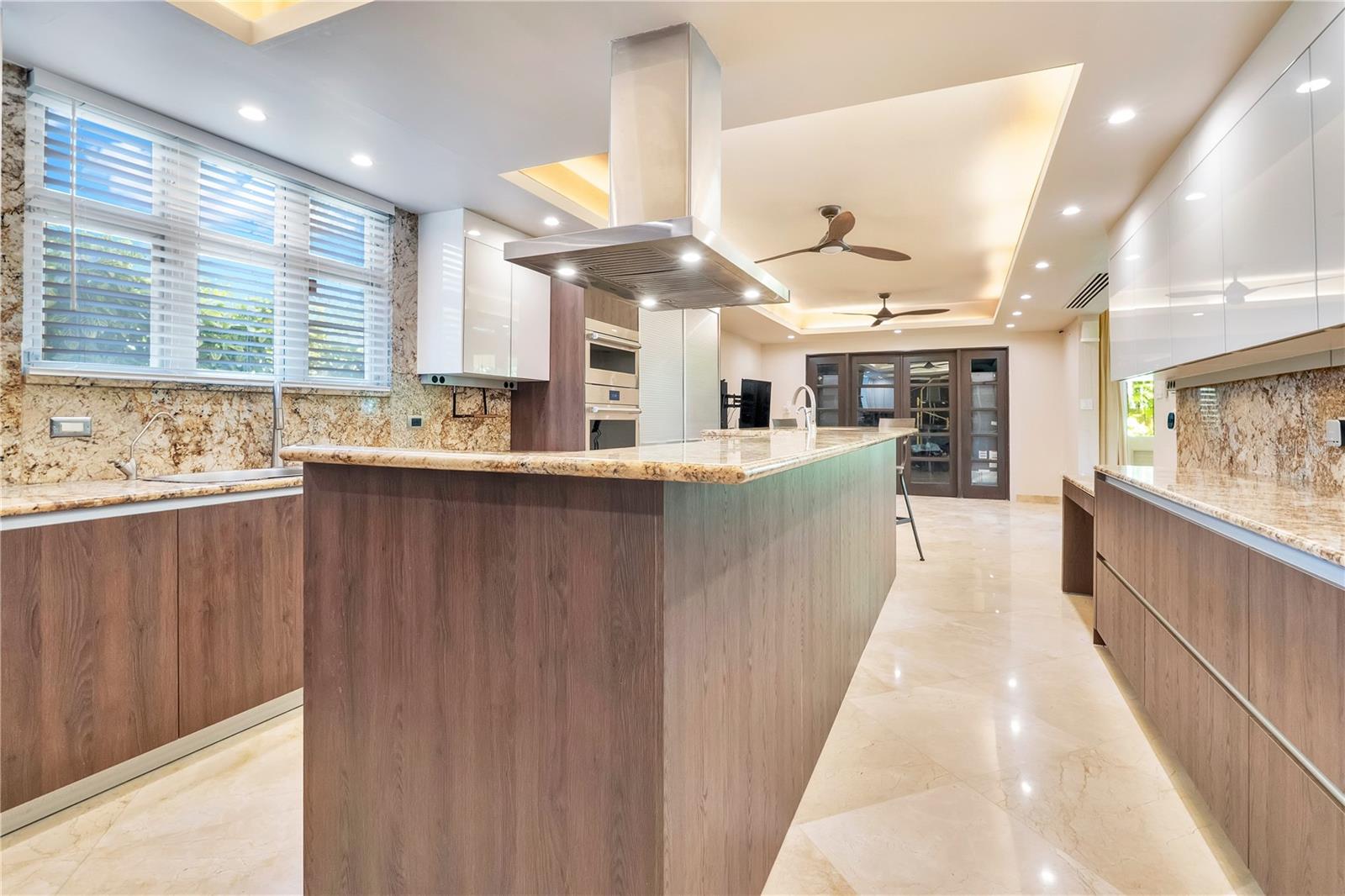 O6370629 Property Photo