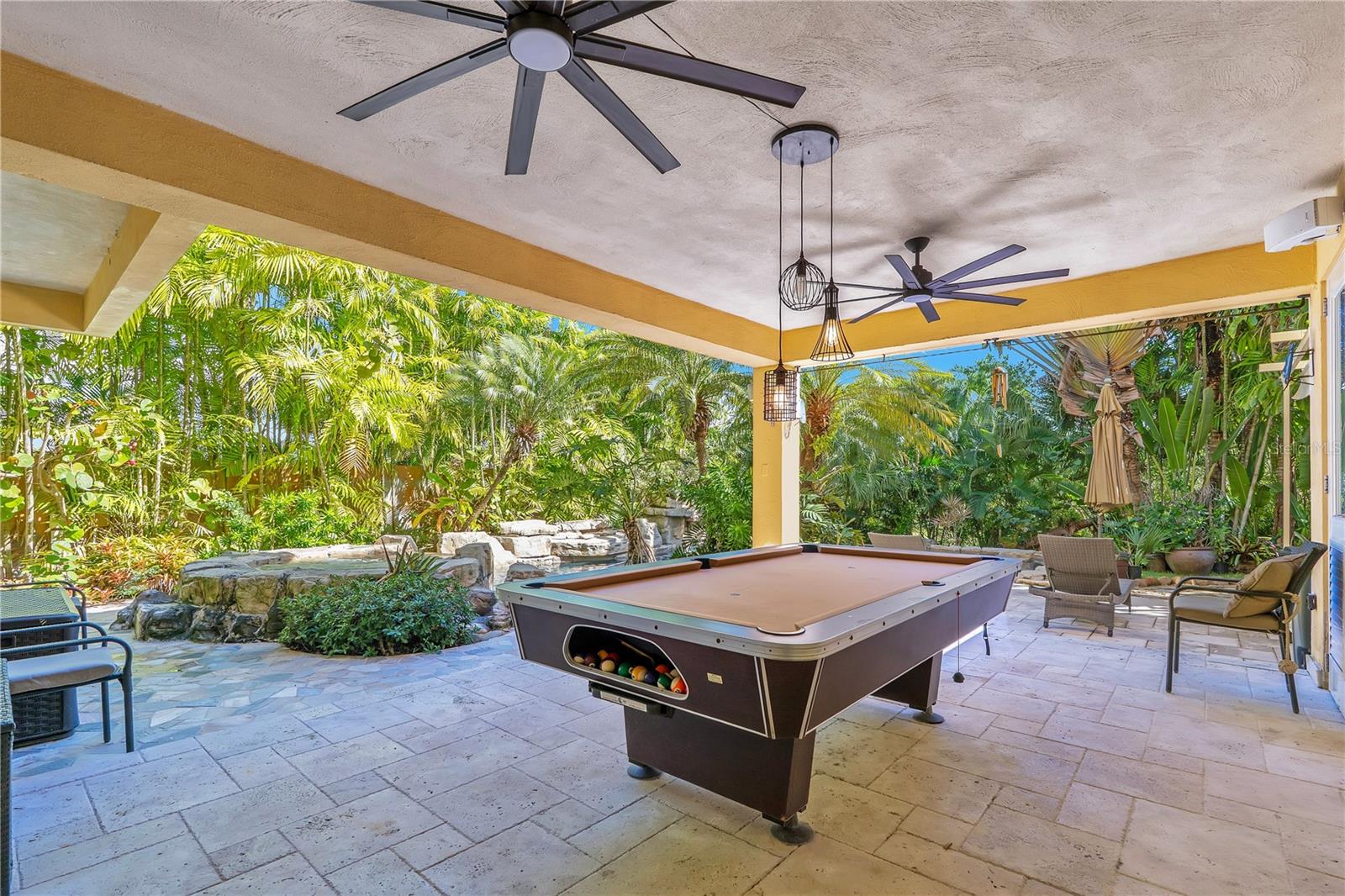 O6370629 Property Photo