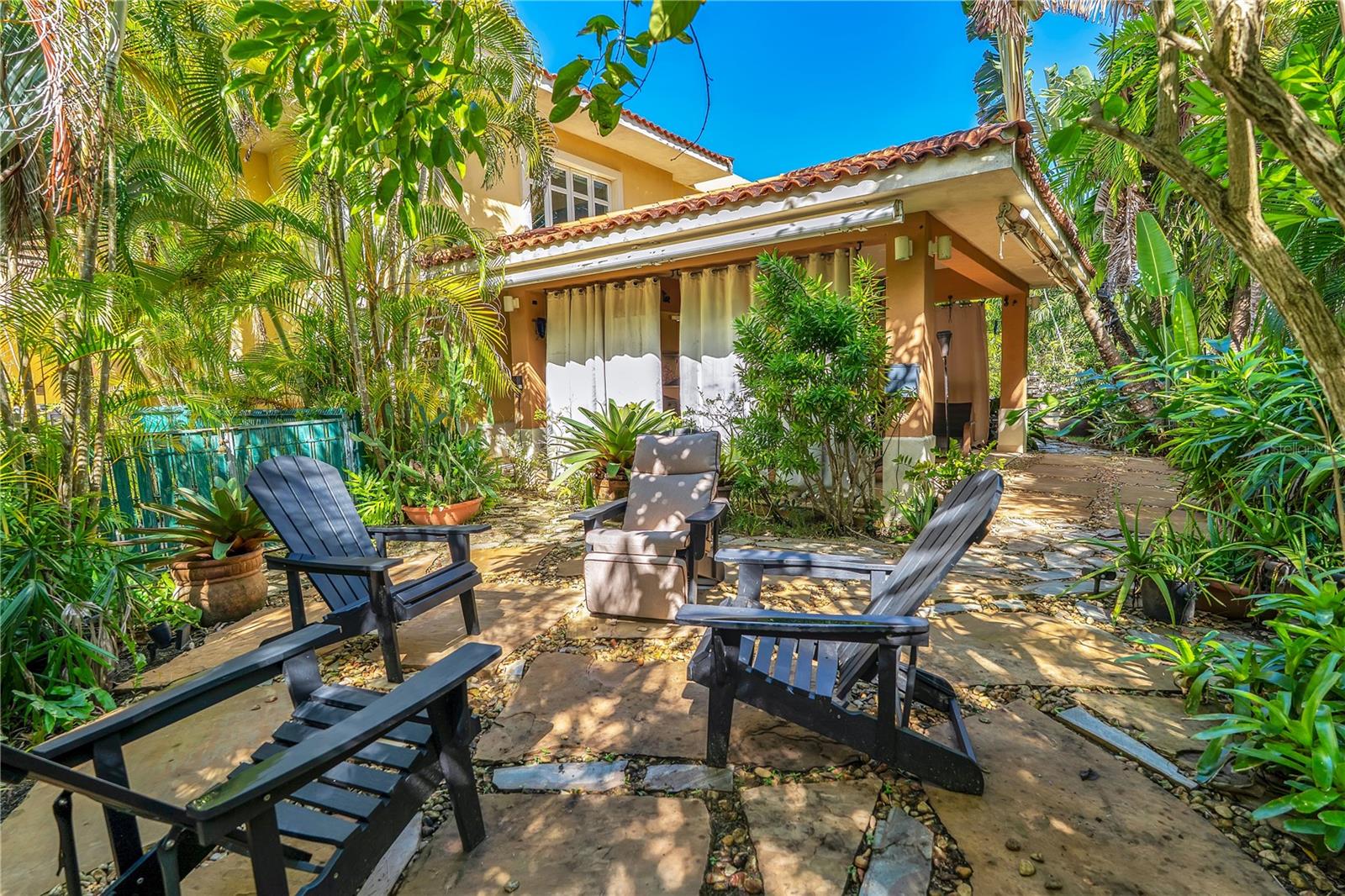 O6370629 Property Photo