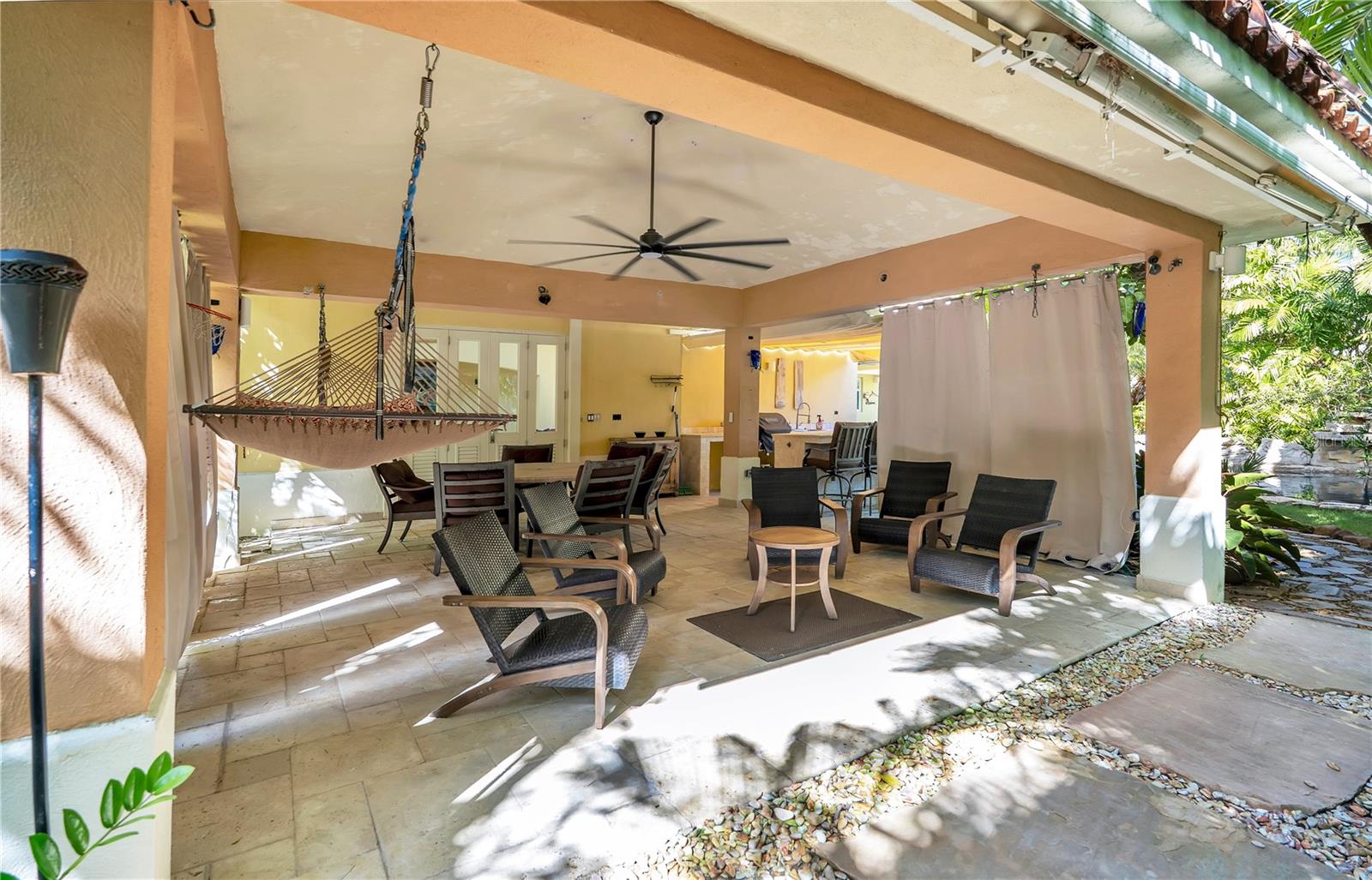 O6370629 Property Photo