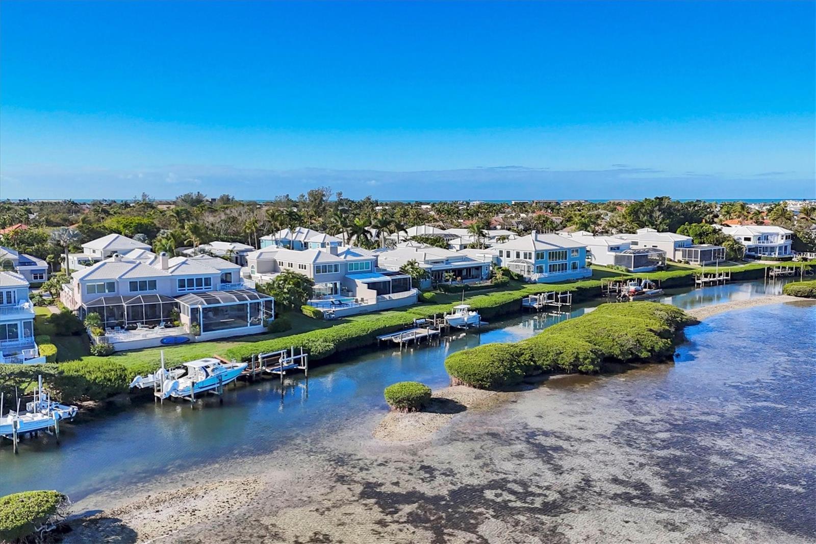 A4676754 Property Photo