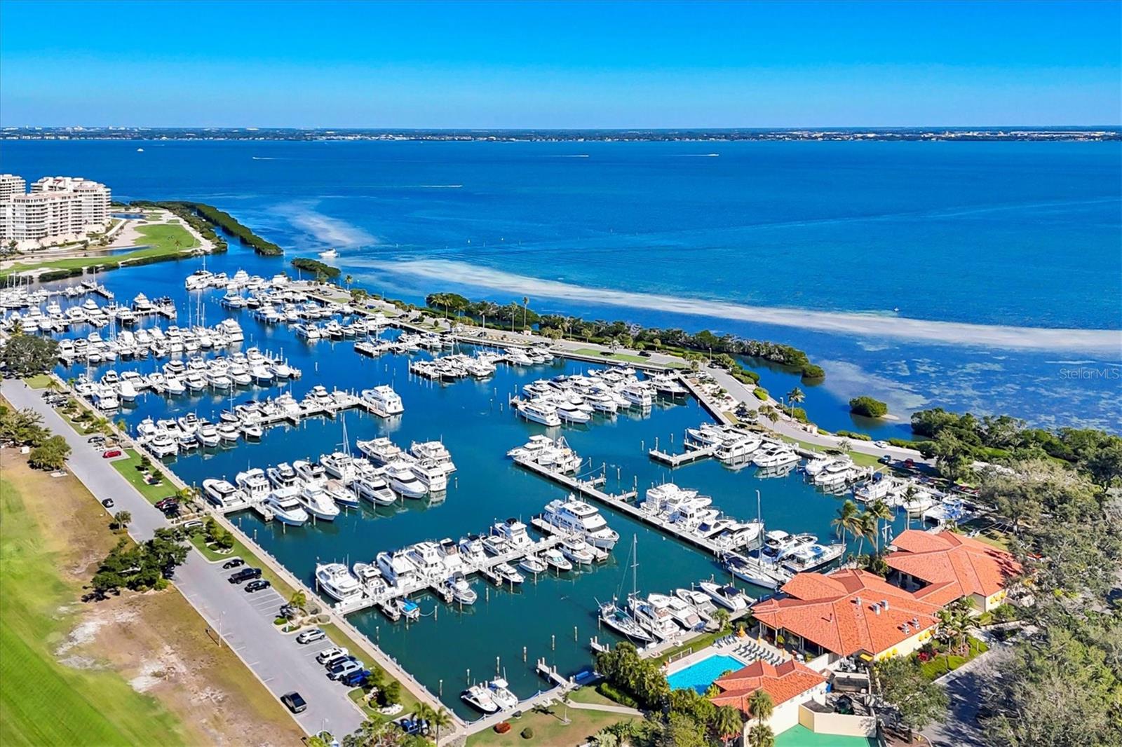 A4676754 Property Photo