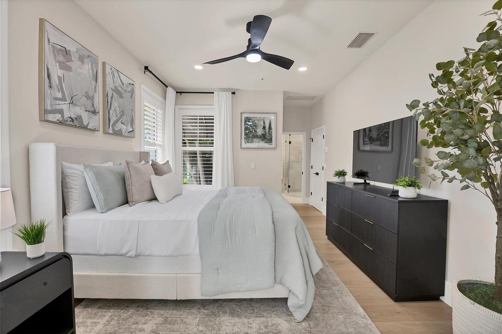 A4676754 Property Photo