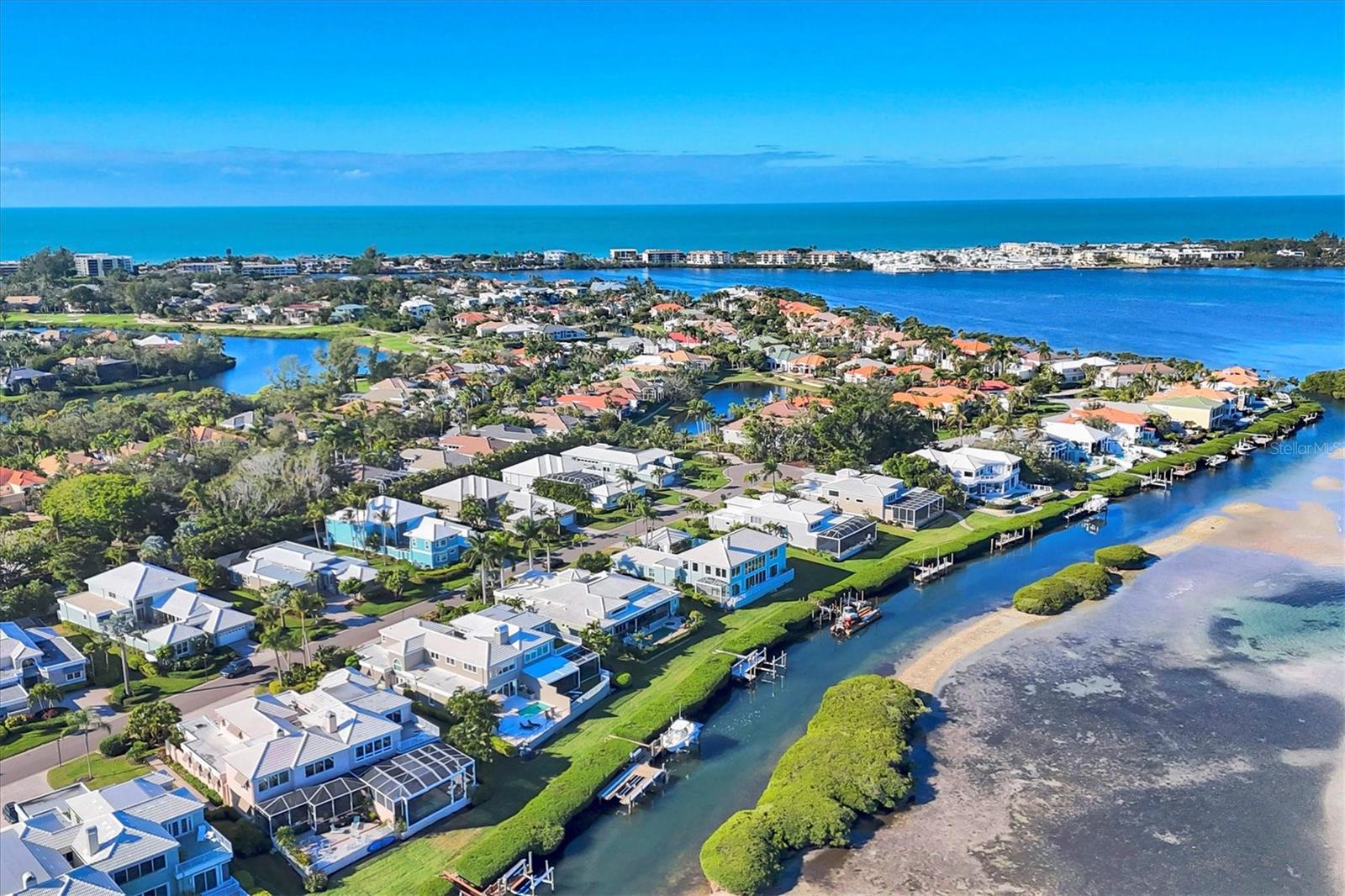 A4676754 Property Photo