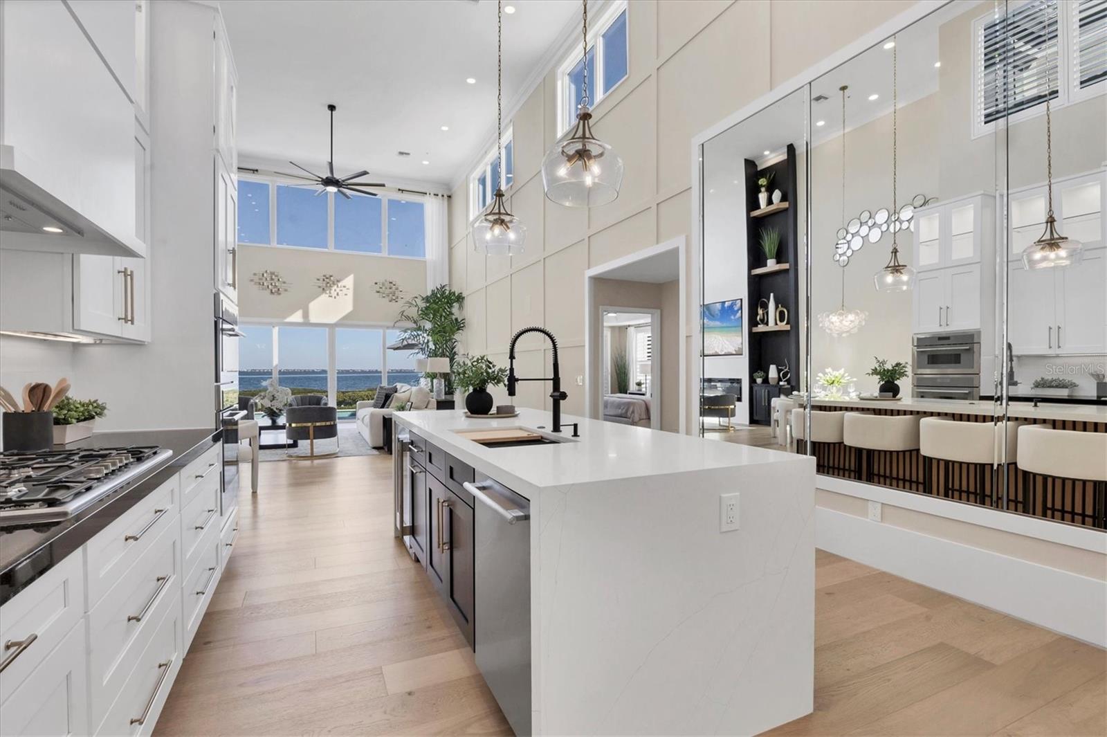 A4676754 Property Photo